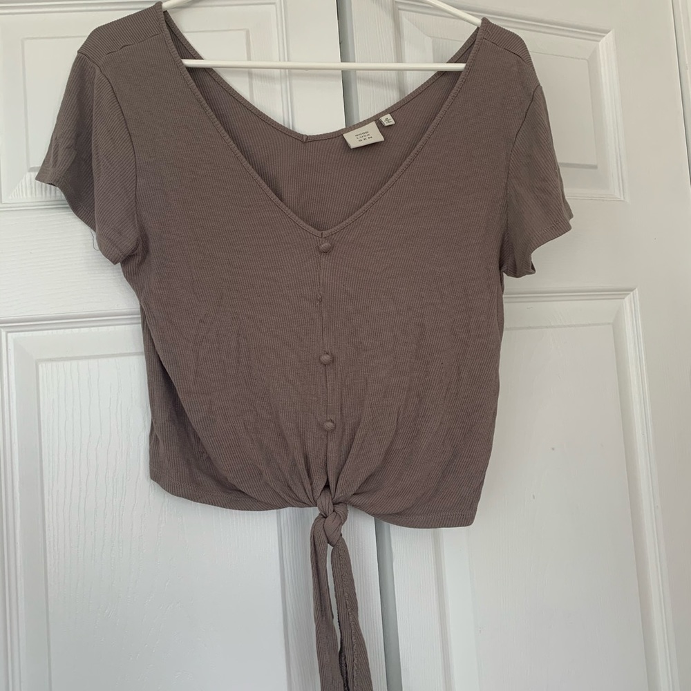 Dry Goods Beige Crop - Size Medium